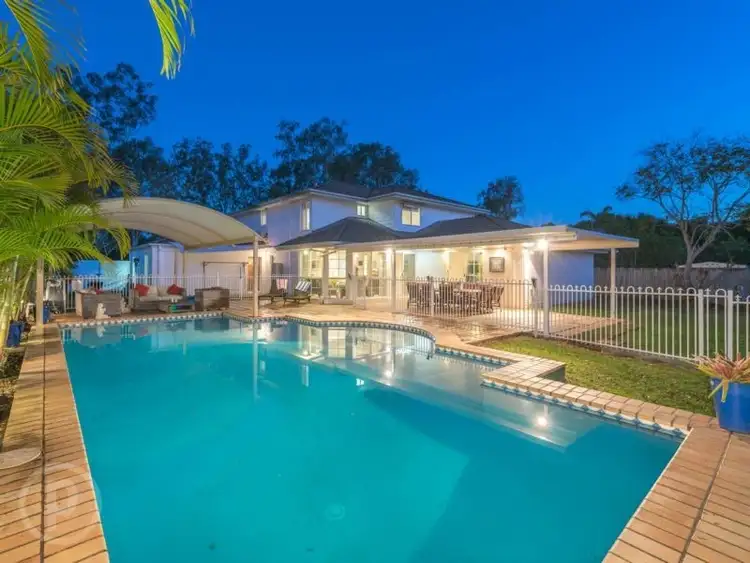 100 Kintyre Street, Brookfield QLD 4069
