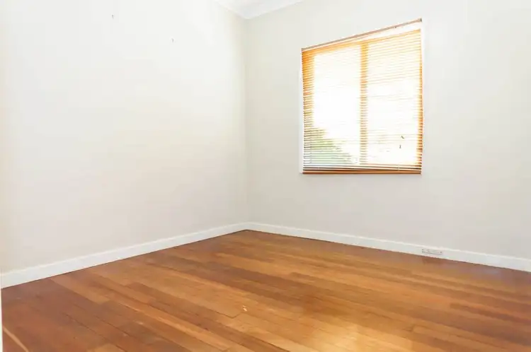 Sixth view of Homely house listing, 10 Middleton Street, Cloverdale WA 6105