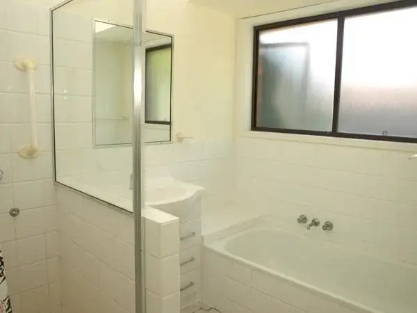 Sixth view of Homely semi-detached listing, 2/13 Morinda Way, Labrador QLD 4215