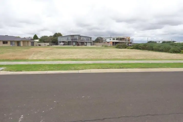 10 (Lot16) Calimo Place, Indented Head VIC 3223