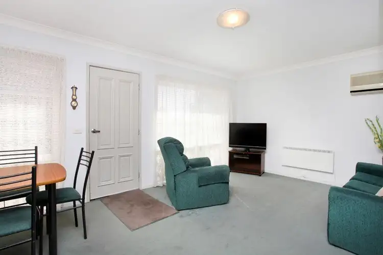 Second view of Homely unit listing, 17/16 South Circular Road, Gladstone Park VIC 3043