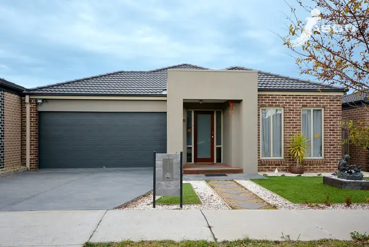 9 Celeste Street, Mickleham VIC 3064