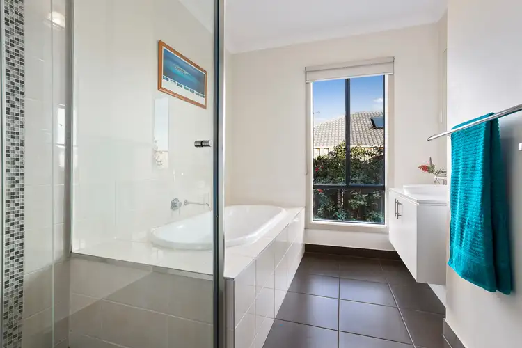 Fifth view of Homely house listing, 2 Vitae Court, Doreen VIC 3754