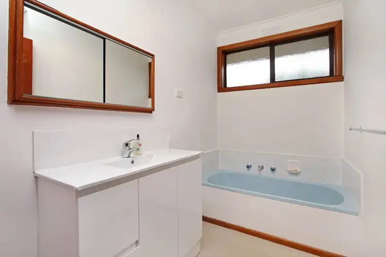 Sixth view of Homely house listing, 8 Wakool Avenue, Deer Park VIC 3023