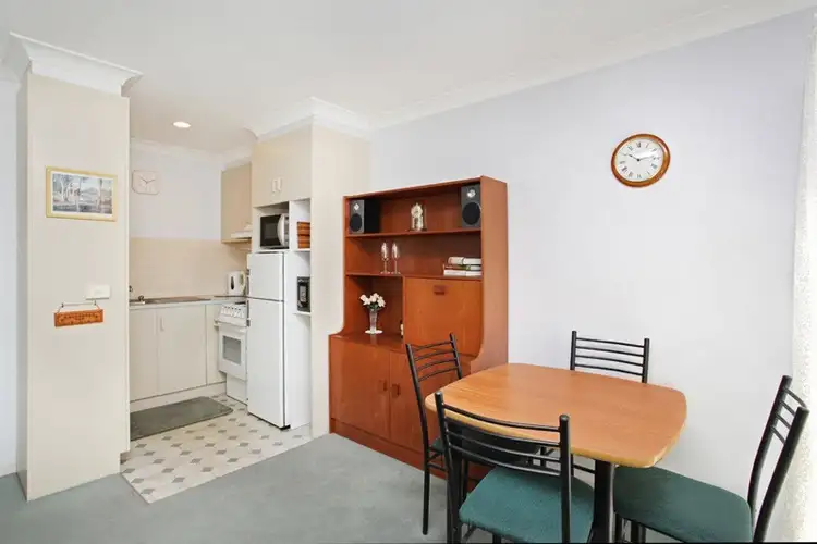 Fifth view of Homely unit listing, 17/16 South Circular Road, Gladstone Park VIC 3043