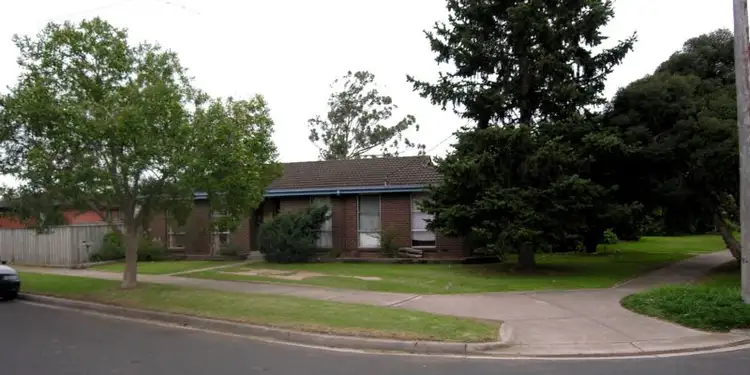 21 Jackson Avenue, Sale VIC 3850