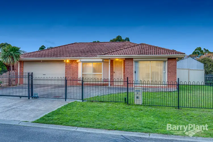 2 Fescue Place, Delahey VIC 3037