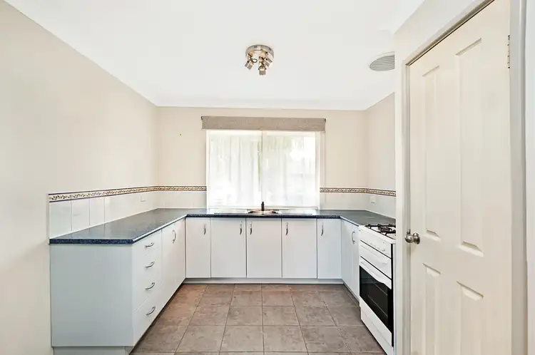 Third view of Homely house listing, 2/11 Lorikeet Loop, Broadwater WA 6280