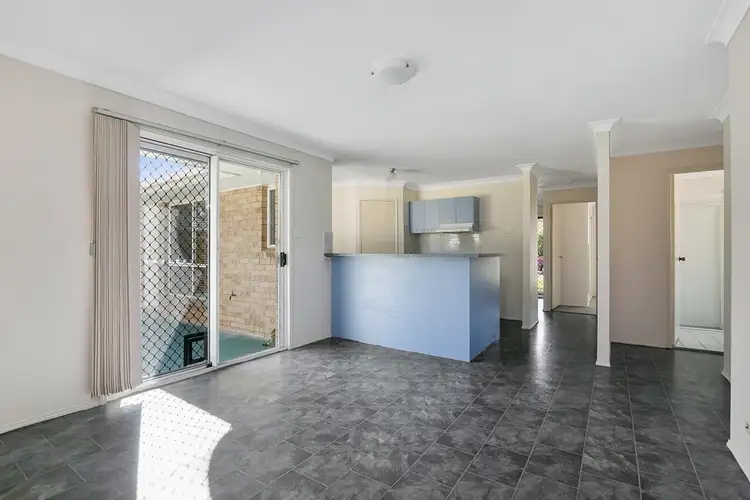 Fifth view of Homely house listing, 6 Jonquil Circuit, Flinders View QLD 4305