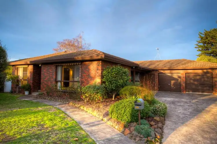 Main view of Homely house listing, 5 Linton Court, Alfredton VIC 3350