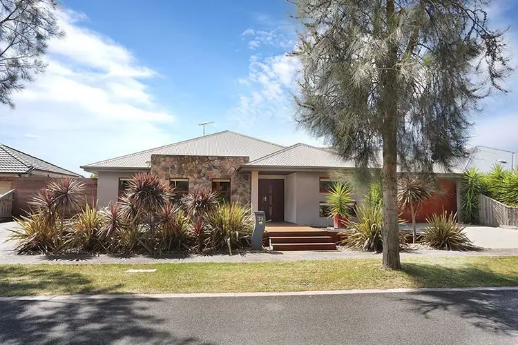 33 Tarawera Road, Doreen VIC 3754