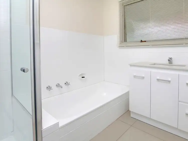 Seventh view of Homely house listing, 17 Bangor Drive, Frankston VIC 3199