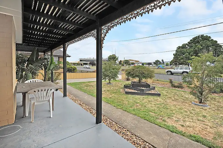 Second view of Homely house listing, 3 Walton Street, Wendouree VIC 3355