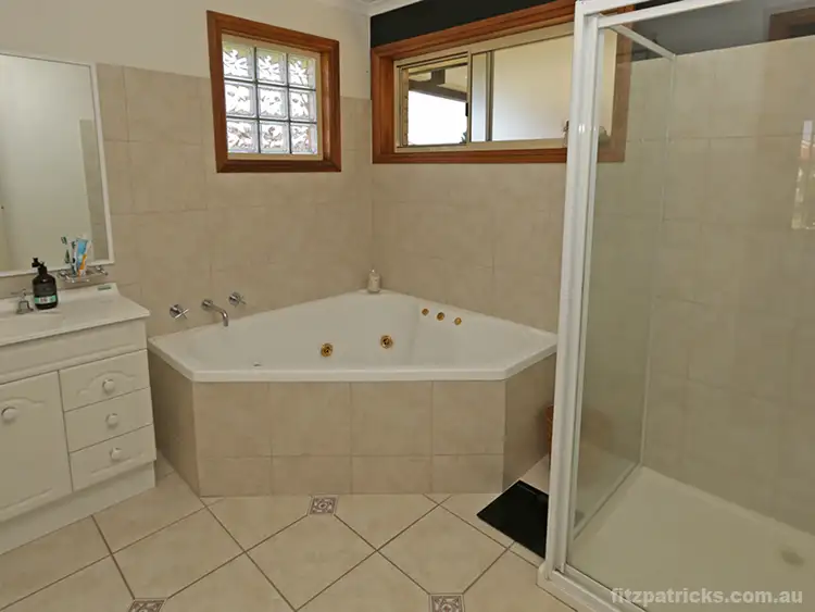 Sixth view of Homely unit listing, 25 Yarrawah Crescent, Bourkelands NSW 2650