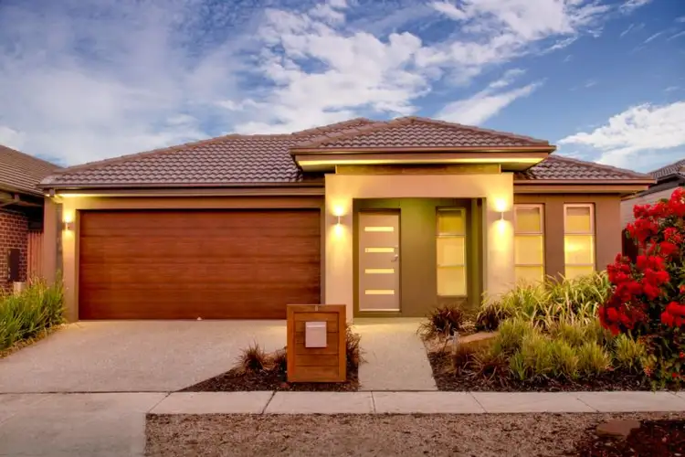 8 Aegean Link, Point Cook VIC 3030