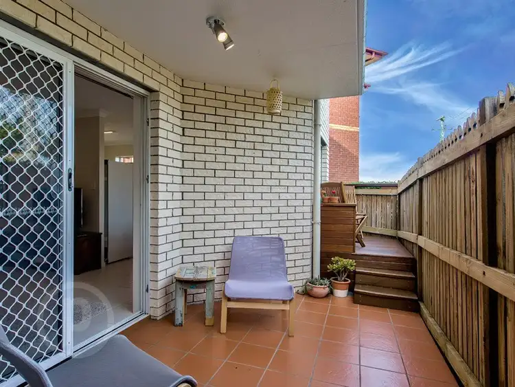 Third view of Homely unit listing, 1/42 Whytecliffe Street, Albion QLD 4010