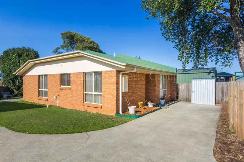 Main view of Homely unit listing, 2/30b Hargrave Crescent, Mayfield TAS 7248