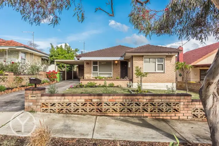 13 Clarke Street, Hilton WA 6163