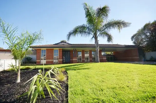 Second view of Homely house listing, 34 Pevensey Place, Echuca VIC 3564