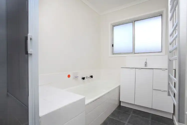 Fifth view of Homely house listing, 1 Snow Court, Darley VIC 3340