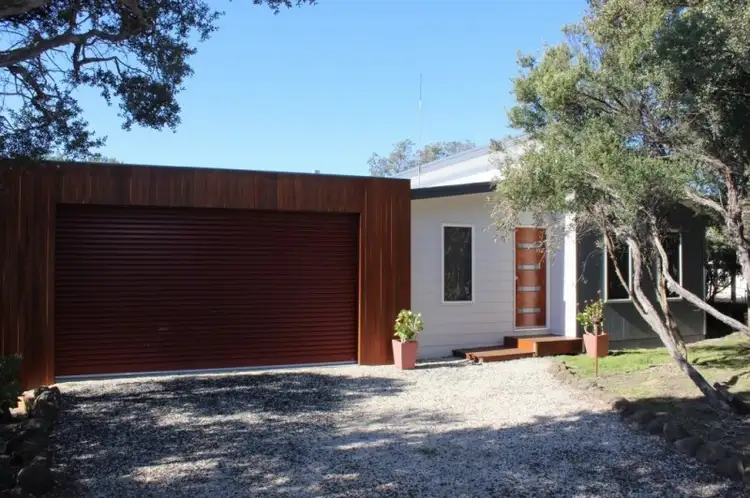 60 ATHERTON DRIVE, Venus Bay VIC 3956