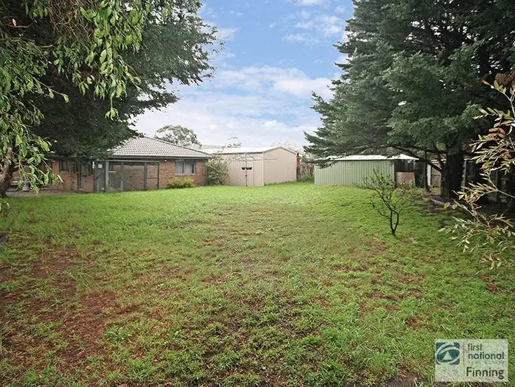 Fourth view of Homely house listing, 5 Lachlan Close, Cranbourne North VIC 3977