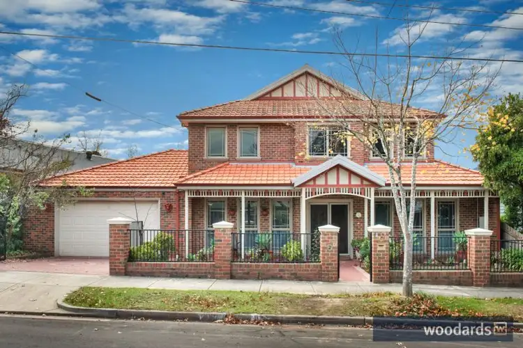 5 Rosstrevor Crescent, Mitcham VIC 3132