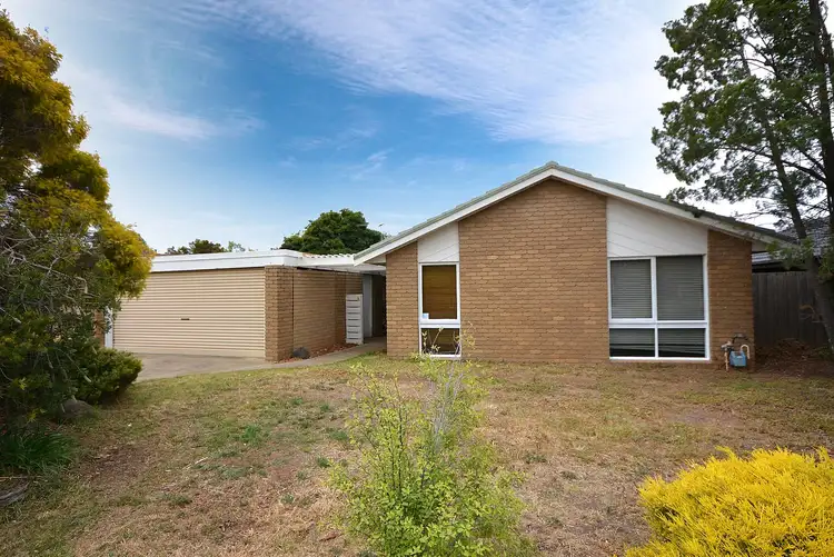 23 Empress Way, Melton West VIC 3337