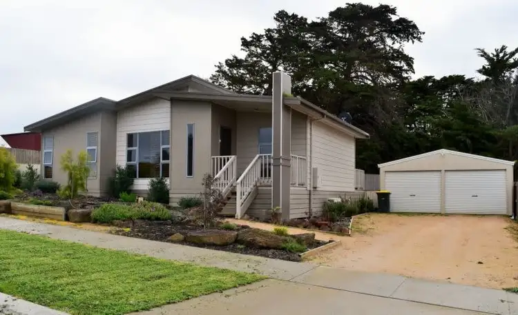 6 Settlement Way, Dalyston VIC 3992