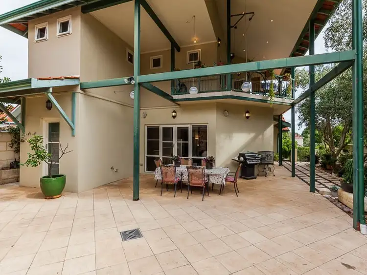 22 Richardson Terrace, Daglish WA 6008