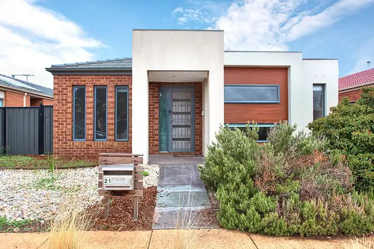 21 Archibald Chase, Point Cook VIC 3030
