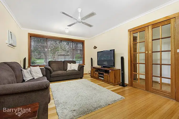 Third view of Homely house listing, 2 Islay Court, Mount Waverley VIC 3149