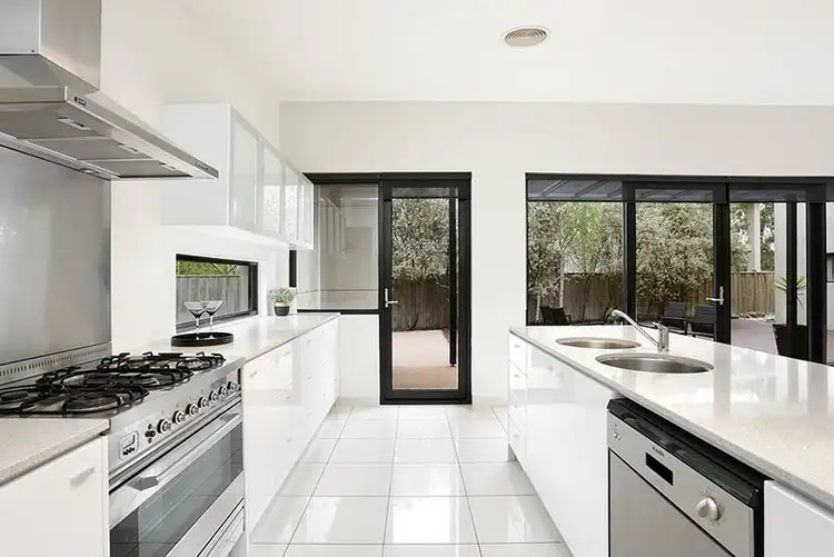 Fifth view of Homely house listing, 9 Bluechip Court, Sanctuary Lakes VIC 3030