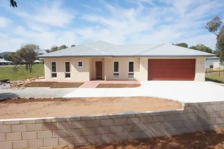 3 Knight Street, York WA 6302
