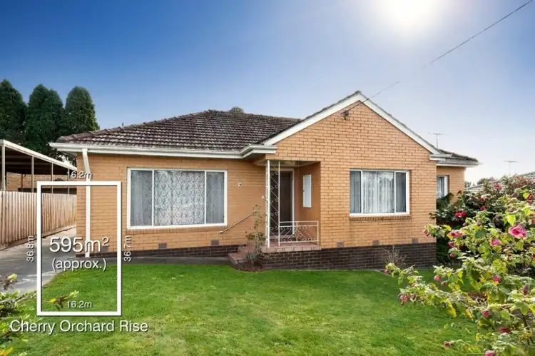2 Cherry Orchard Rise, Box Hill North VIC 3129