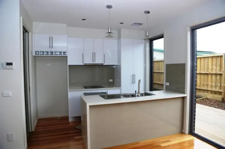 67C Grieve Parade, Altona VIC 3018