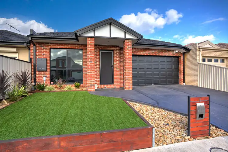 1 Westminster Avenue, Hillside VIC 3037