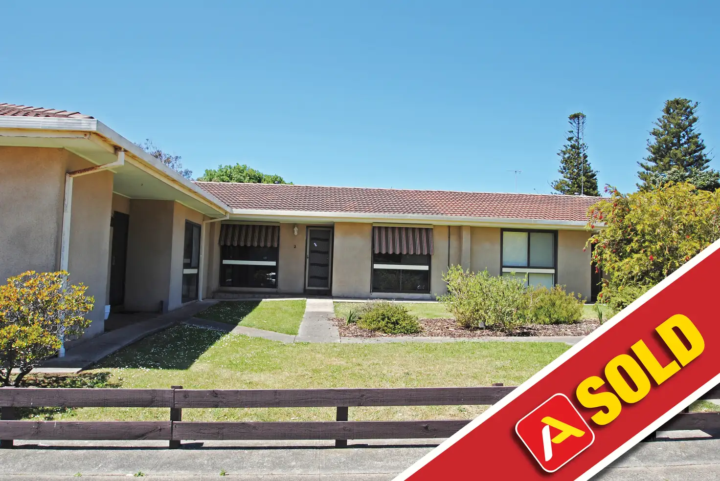 Main view of Homely unit listing, 2/14 Blair St, Portland VIC 3305