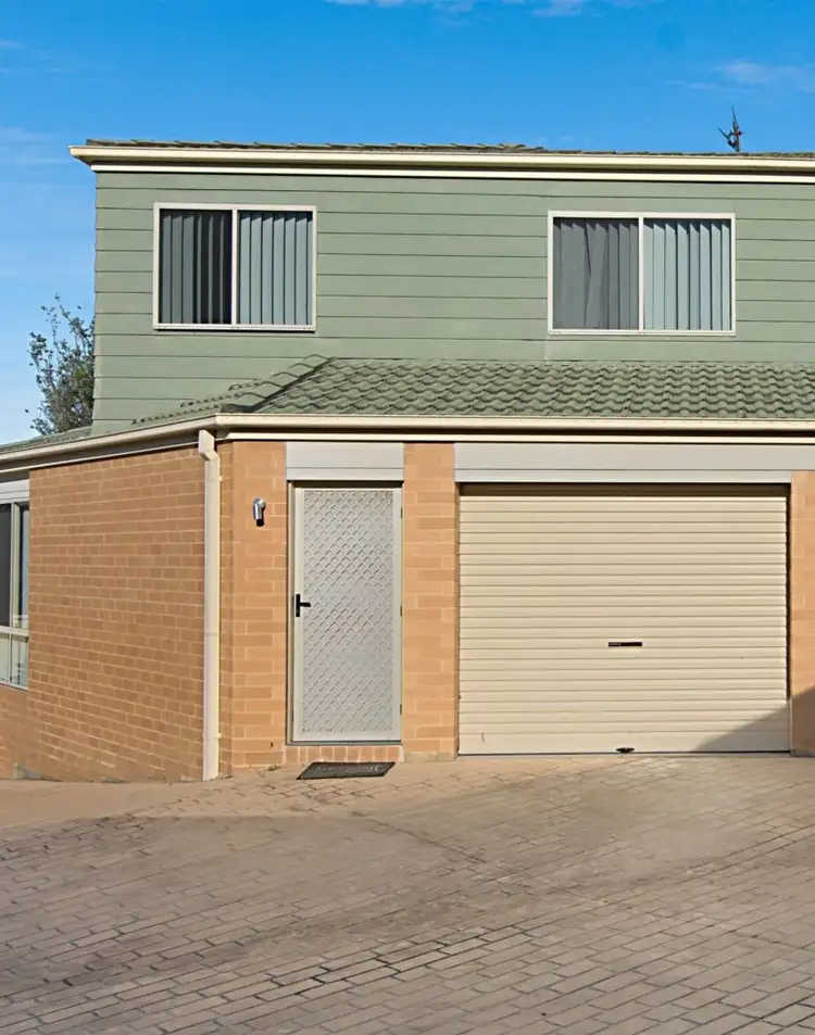 1/236 Cresthaven Ave, Bateau Bay NSW 2261