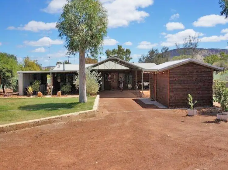 205 North Road, York WA 6302