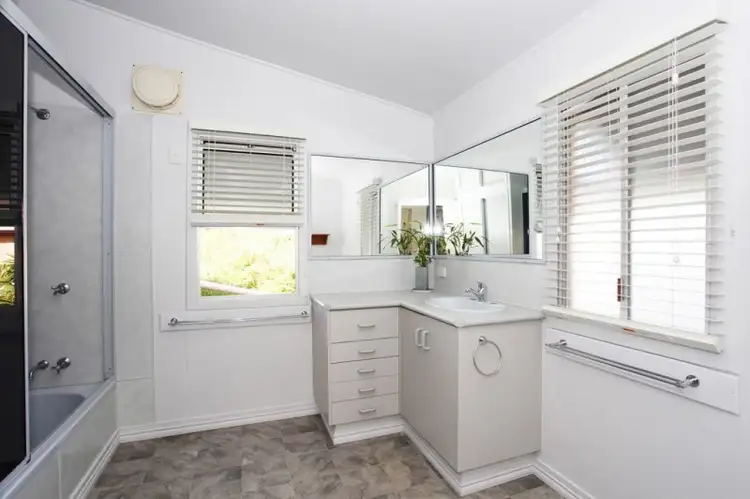 Sixth view of Homely house listing, 9 Nile Street, Riverview QLD 4303