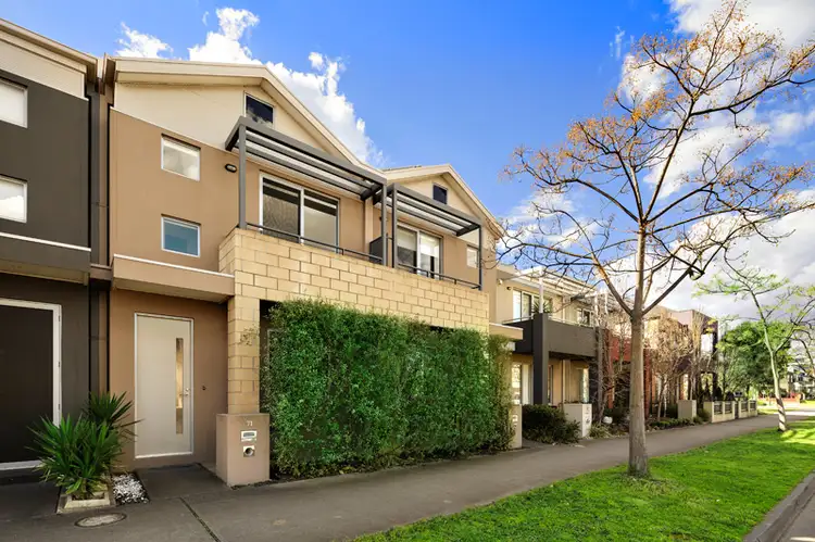 71 Edgewater Boulevard, Maribyrnong VIC 3032