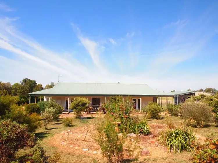 123 Hoyt Street, Lindenow VIC 3865