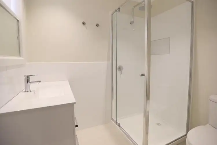 Sixth view of Homely house listing, 18 Lockwood Grove, Thomastown VIC 3074