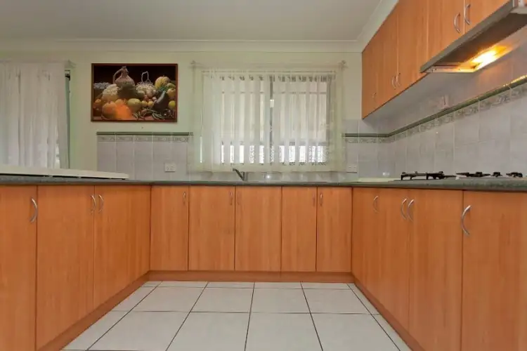 Fifth view of Homely house listing, 15 Banksia Street, West Albury NSW 2640