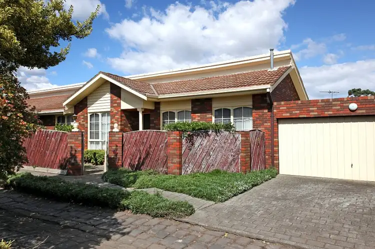 2/68 Grange Road, Carnegie VIC 3163