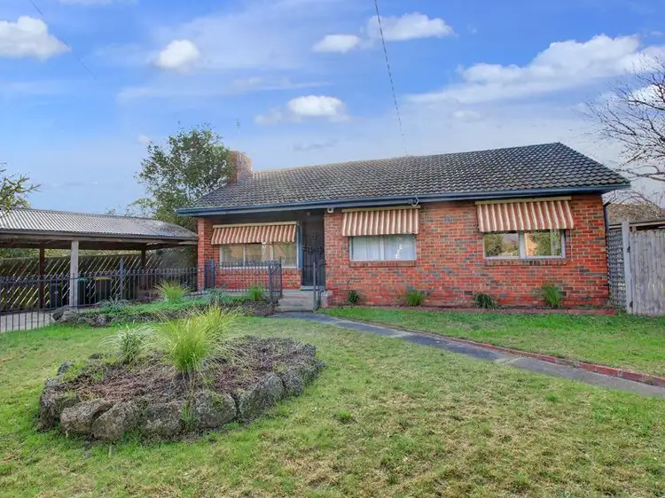 5 Hickory Crescent, Frankston North VIC 3200