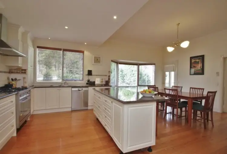 Fourth view of Homely house listing, 2 Silverleaf Place, Healesville VIC 3777