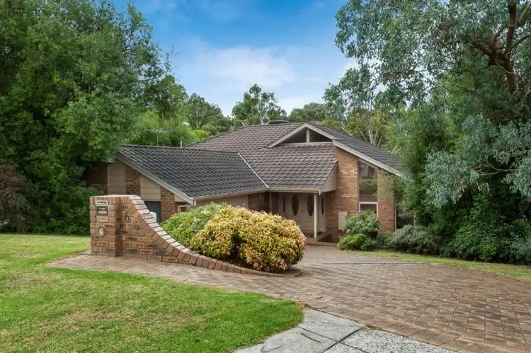 6 Redbox Close, Eltham North VIC 3095