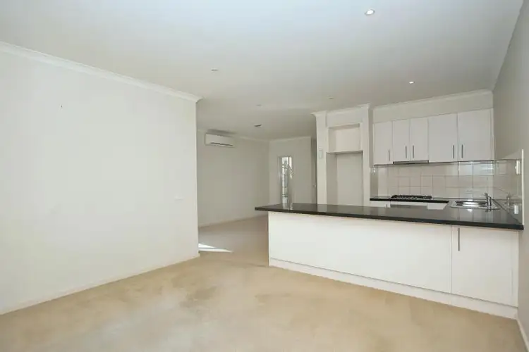 Fourth view of Homely house listing, 2/2 Coventry Drive, Sandhurst VIC 3977